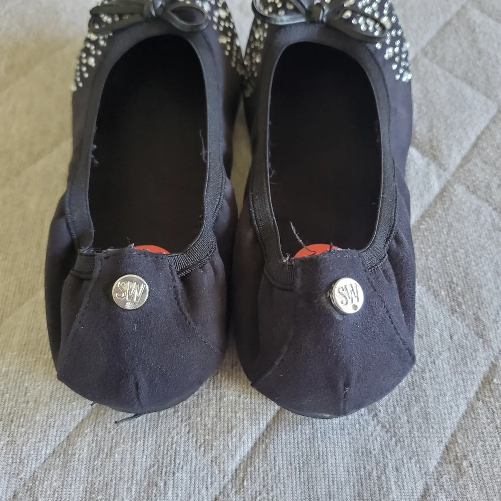 ⭐4/$20‎ Stuart Weitzman Girls Flats Size 2